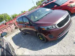 KNDMB5C18H6305509 2017 KIA SEDONA
