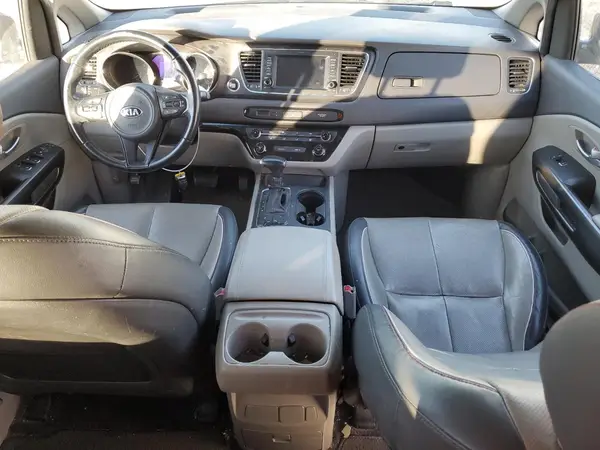 KNDMB5C18H6308667 2017 KIA SEDONA - Image 8