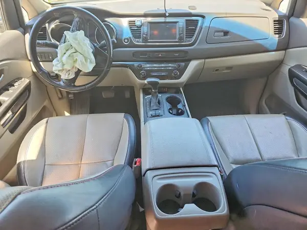 KNDMB5C18H6309091 2017 KIA SEDONA - Image 8