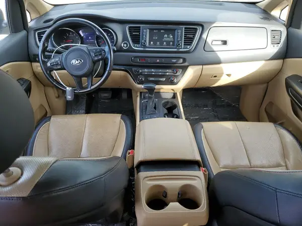 KNDMB5C18H6316302 2017 KIA SEDONA - Image 8