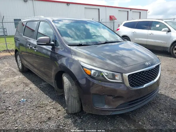 KNDMB5C18H6325596 2017 KIA SEDONA - Image 1
