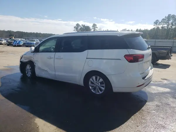 KNDMB5C18H6331057 2017 KIA SEDONA - Image 2