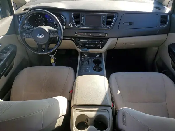 KNDMB5C18H6342706 2017 KIA SEDONA - Image 8