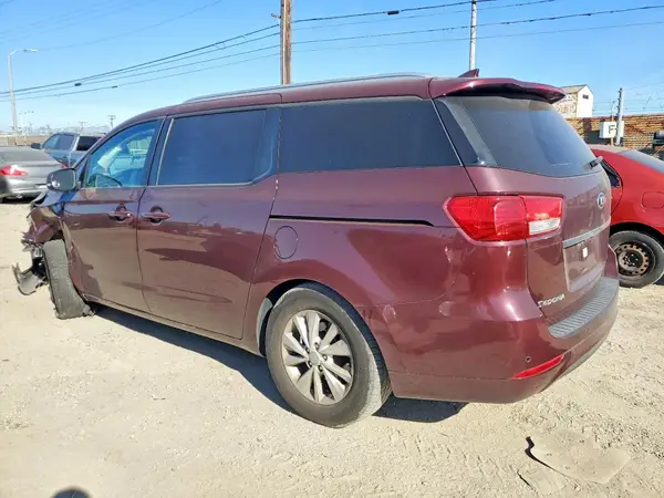 KNDMB5C18H6343712 2017 KIA SEDONA - Image 2