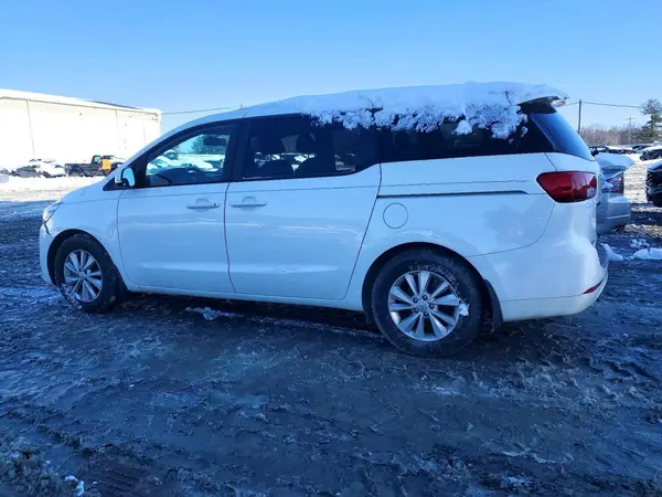 KNDMB5C18J6383164 2018 KIA SEDONA - Image 2