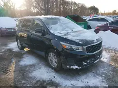 KNDMB5C18J6389613 2018 KIA SEDONA
