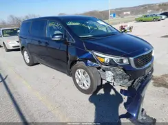 KNDMB5C18J6396030 2018 KIA SEDONA