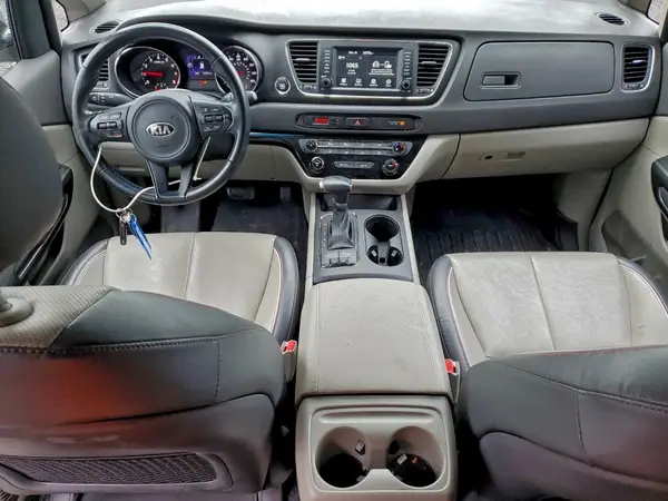 KNDMB5C18J6423811 2018 KIA SEDONA - Image 8