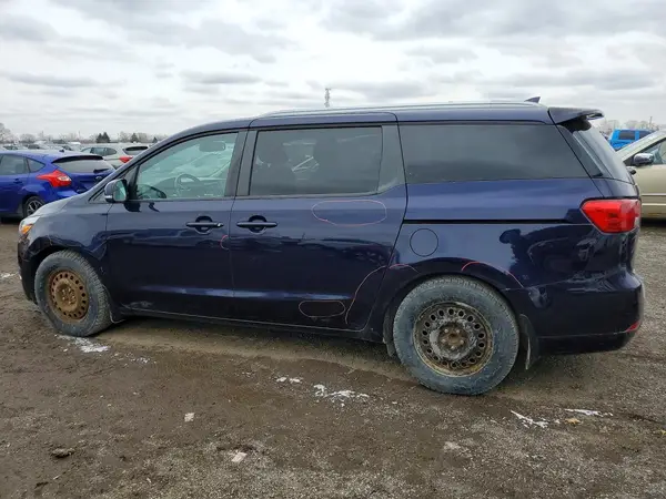 KNDMB5C18J6424442 2018 KIA SEDONA - Image 2