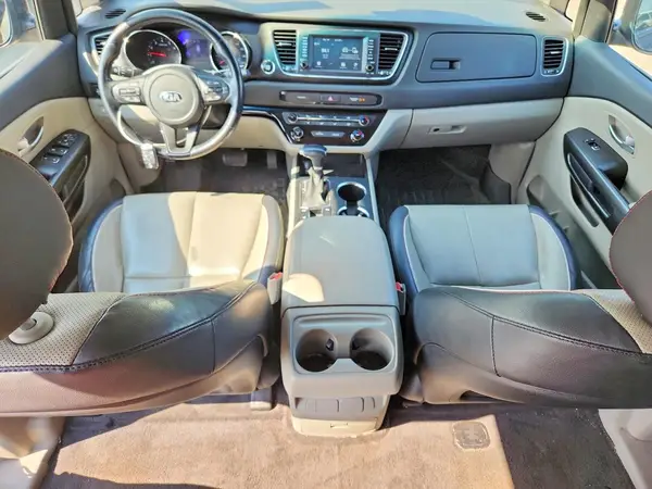 KNDMB5C18K6517673 2019 KIA SEDONA - Image 8