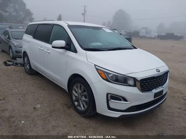 KNDMB5C18K6526325 2019 KIA SEDONA - Image 1