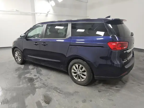 KNDMB5C18K6533517 2019 KIA SEDONA - Image 2