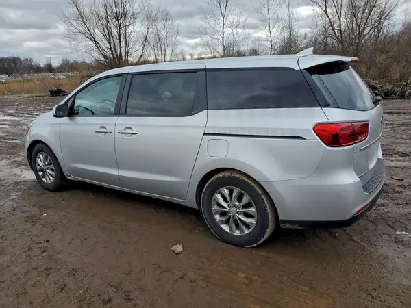 KNDMB5C18K6569207 2019 KIA SEDONA - Image 2