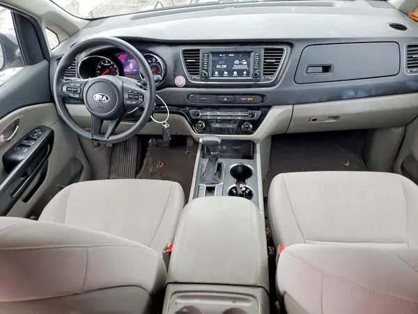 KNDMB5C18K6569207 2019 KIA SEDONA - Image 8