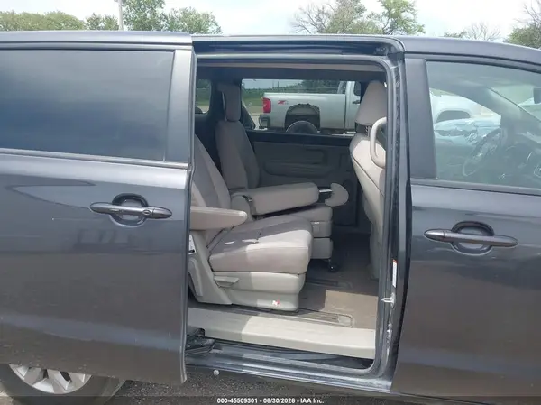 KNDMB5C18K6571488 2019 KIA SEDONA - Image 8