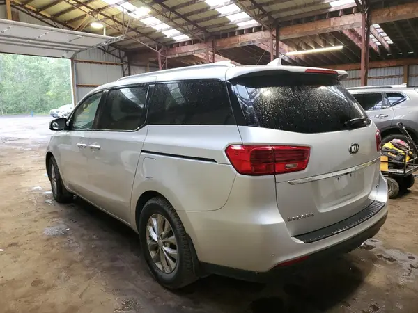 KNDMB5C18L6578653 2020 KIA SEDONA - Image 2