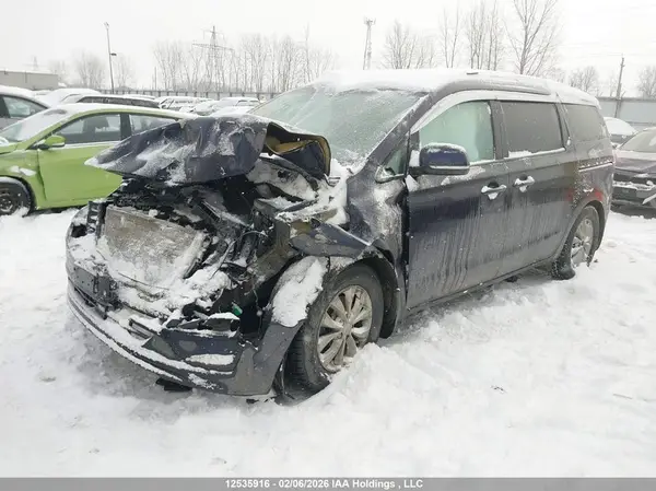 KNDMB5C18L6586929 2020 KIA SEDONA - Image 2