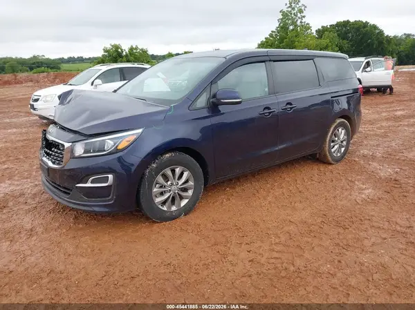 KNDMB5C18L6610355 2020 KIA SEDONA - Image 2