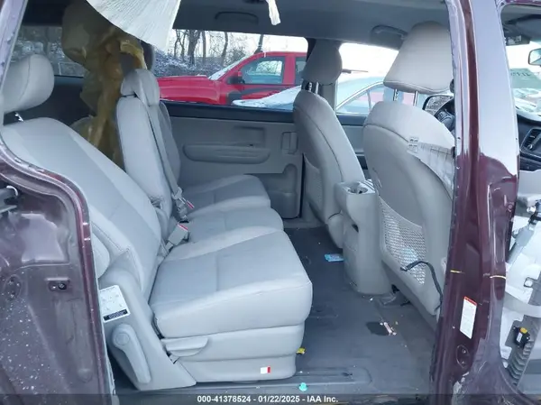KNDMB5C18L6617371 2020 KIA SEDONA - Image 8