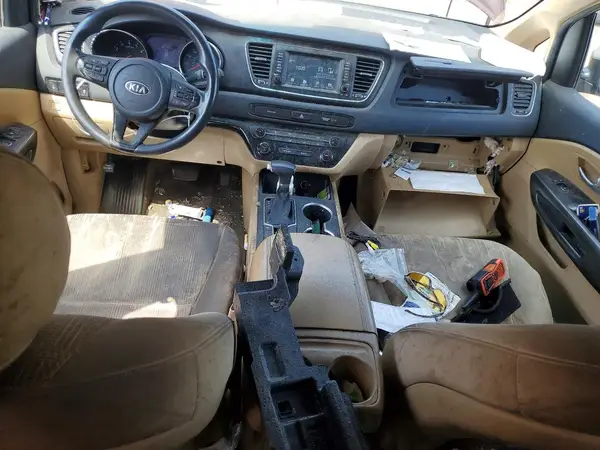 KNDMB5C18L6618116 2020 KIA SEDONA - Image 8