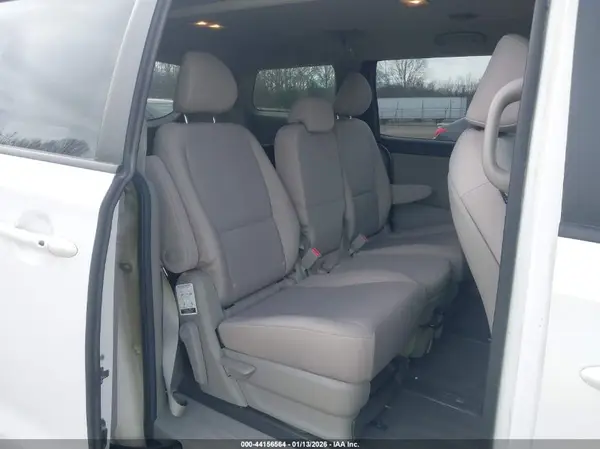 KNDMB5C18L6619833 2020 KIA SEDONA - Image 8