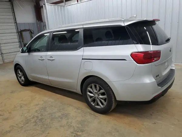 KNDMB5C18L6620660 2020 KIA SEDONA - Image 2
