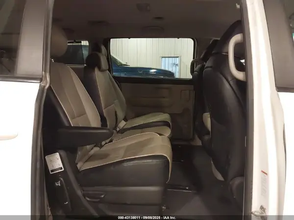 KNDMB5C18L6638799 2020 KIA SEDONA - Image 8