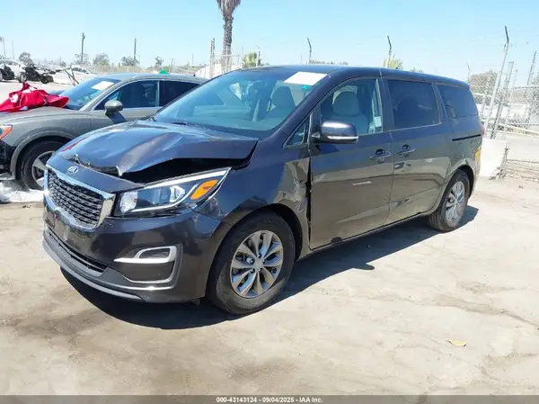 KNDMB5C18L6659295 2020 KIA SEDONA - Image 2