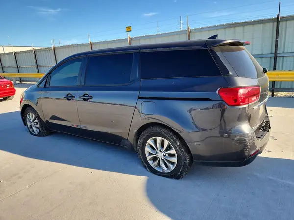 KNDMB5C18M6673831 2021 KIA SEDONA - Image 2