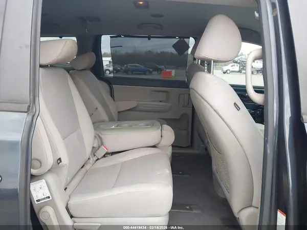 KNDMB5C19G6085330 2016 KIA SEDONA - Image 8