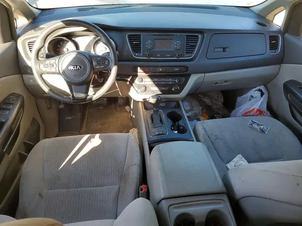 KNDMB5C19G6085960 2016 KIA SEDONA - Image 8