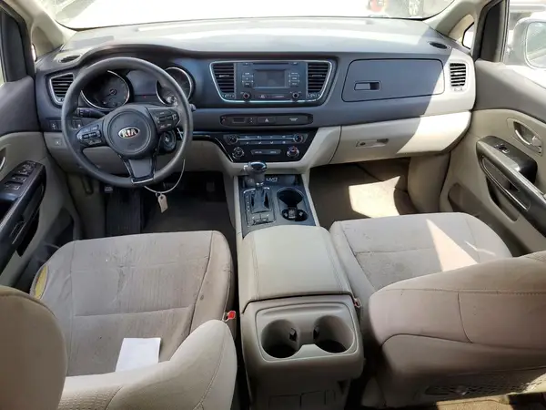 KNDMB5C19G6091046 2016 KIA SEDONA - Image 8