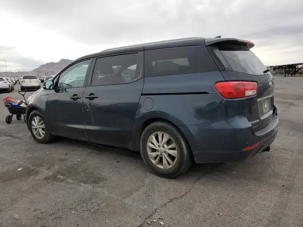 KNDMB5C19G6098742 2016 KIA SEDONA - Image 2
