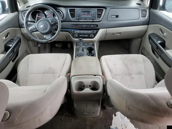 KNDMB5C19G6098742 2016 KIA SEDONA - Image 8