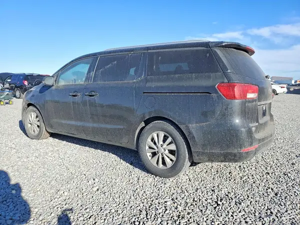 KNDMB5C19G6100005 2016 KIA SEDONA - Image 2