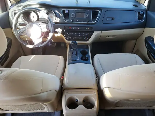 KNDMB5C19G6100005 2016 KIA SEDONA - Image 8