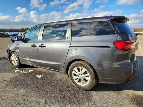 KNDMB5C19G6103454 2016 KIA SEDONA - Image 2