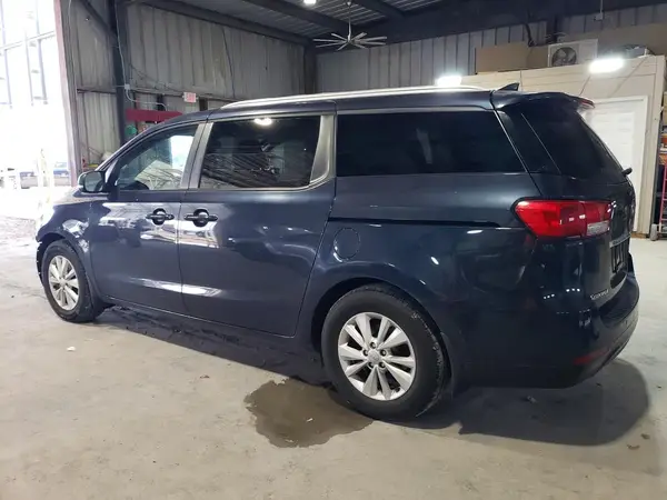 KNDMB5C19G6107181 2016 KIA SEDONA - Image 2
