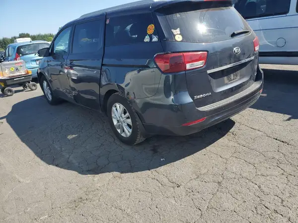 KNDMB5C19G6128001 2016 KIA SEDONA - Image 2