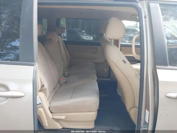 KNDMB5C19G6130492 2016 KIA SEDONA - Image 8