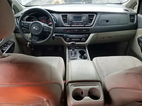 KNDMB5C19G6130797 2016 KIA SEDONA - Image 8
