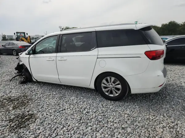 KNDMB5C19G6149804 2016 KIA SEDONA - Image 2