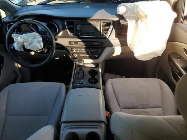 KNDMB5C19G6157577 2016 KIA SEDONA - Image 8