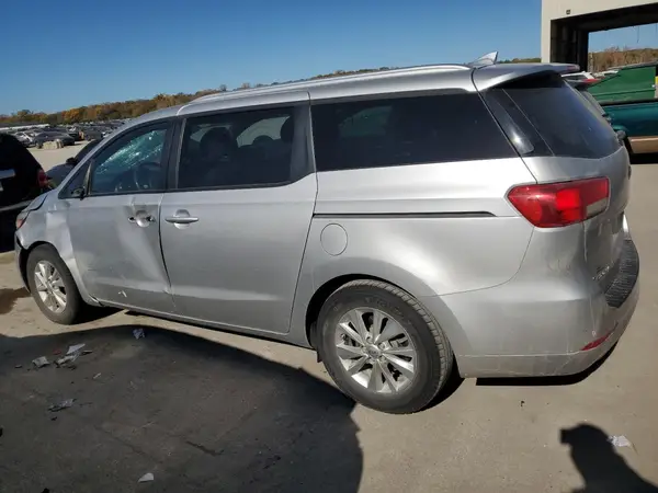 KNDMB5C19G6163010 2016 KIA SEDONA - Image 2