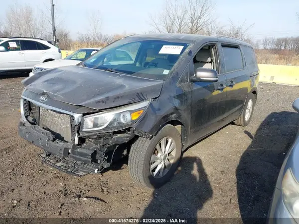 KNDMB5C19G6163914 2016 KIA SEDONA - Image 2