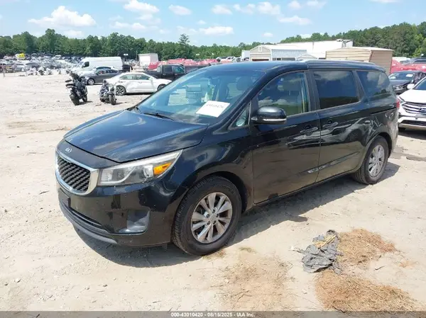 KNDMB5C19G6171382 2016 KIA SEDONA - Image 2