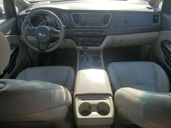 KNDMB5C19G6177831 2016 KIA SEDONA - Image 8