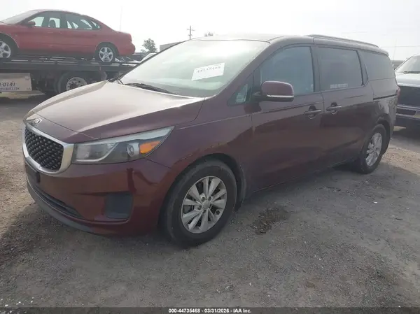 KNDMB5C19G6179191 2016 KIA SEDONA - Image 2