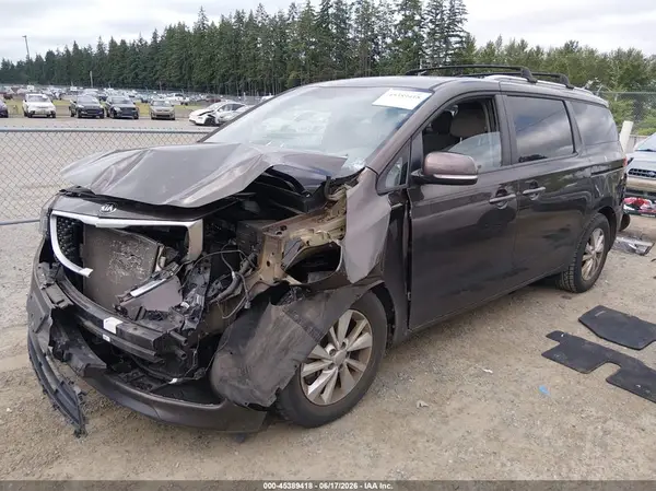 KNDMB5C19G6187226 2016 KIA SEDONA - Image 2