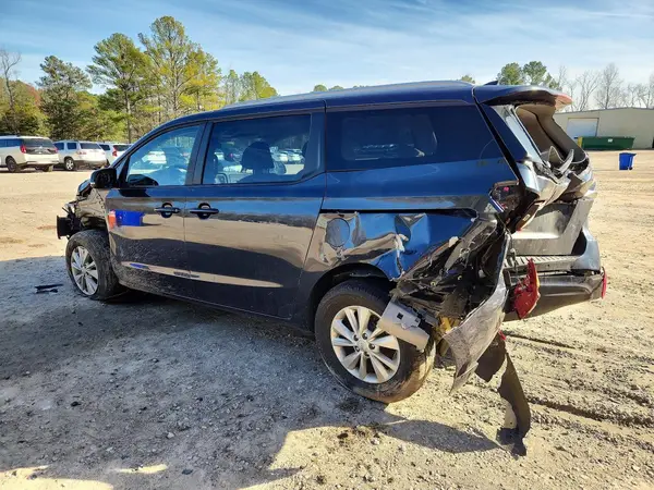 KNDMB5C19G6195004 2016 KIA SEDONA - Image 2